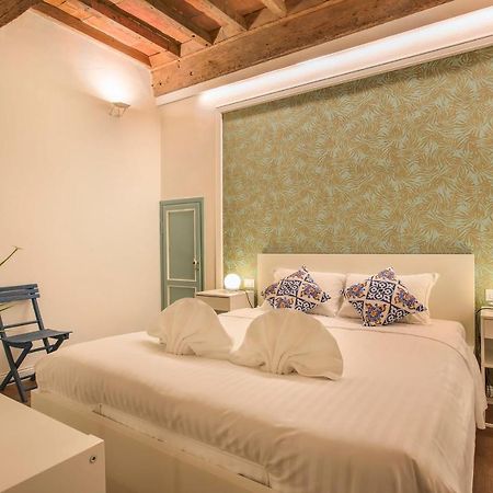 Oltrarno Suite In Florencia Exterior foto